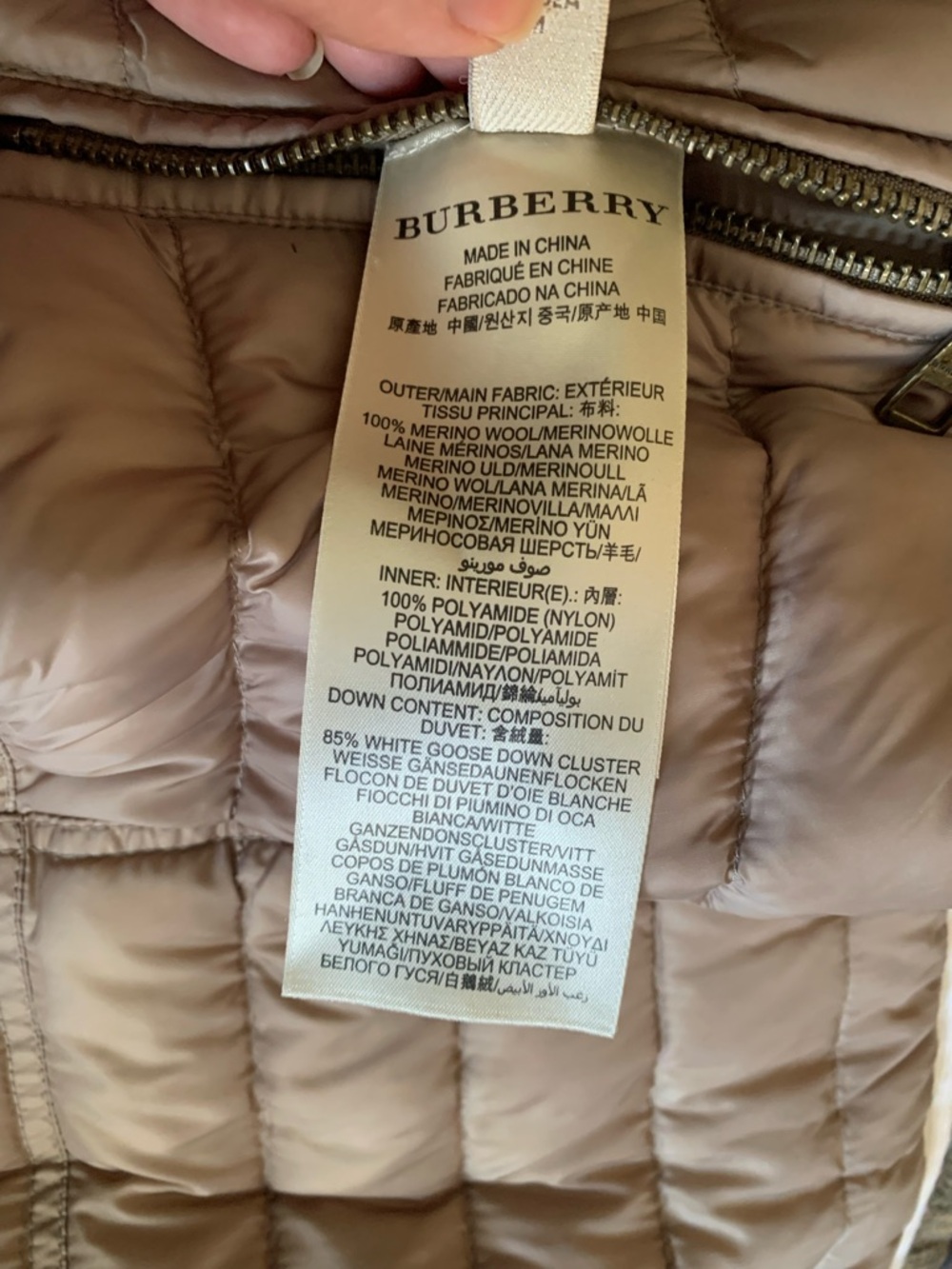 Burberry Brit | Reversible Wool Cable Knit Down Filled Puffer Vest - Medium - Picture 11 of 13